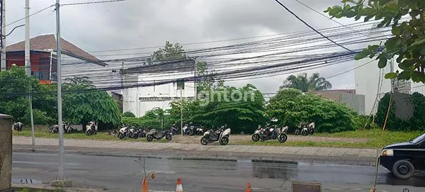 TANAH KOSONG DILOKASI STRATEGIS PINGGIR JALAN RAYA LOKASI WISATA