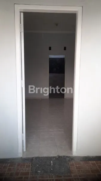 image RUMAH MINIMALIS SURABAYA TIMUR (4)