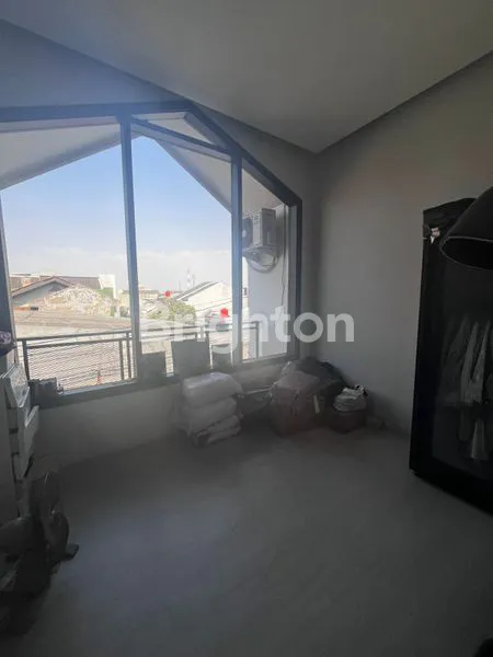 image RUMAH 2 LANTAI SEMI-FURNISHED DI CIPONDOH, SHM, SIAP HUNI (7)