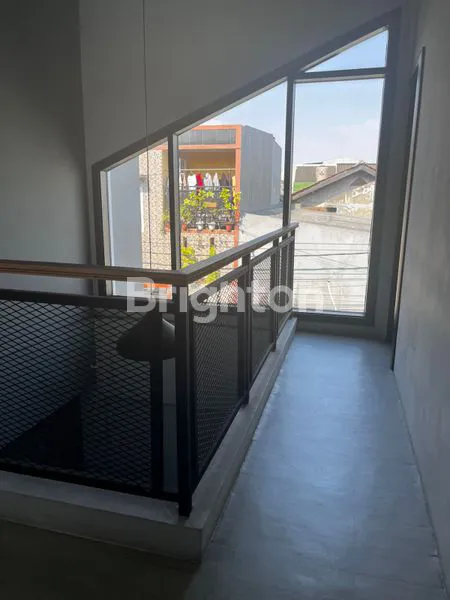 image RUMAH 2 LANTAI SEMI-FURNISHED DI CIPONDOH, SHM, SIAP HUNI (8)