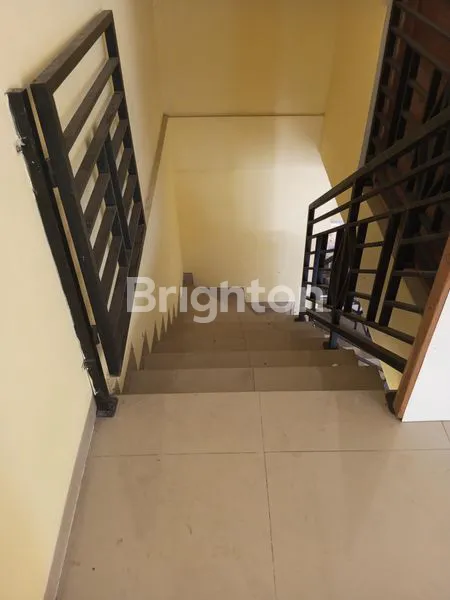 image RUKO 2 LANTAI STRATEGIS DI JAGAKARSA, DEKAT STASIUN LENTENG AGUNG (8)