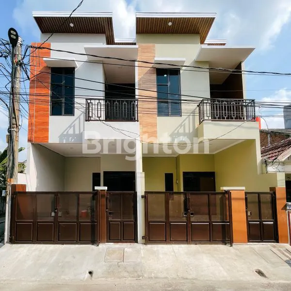 RUMAH 2 LANTAI MINIMALIS MODERN PONDOK UNGU PERMAI BEKASI