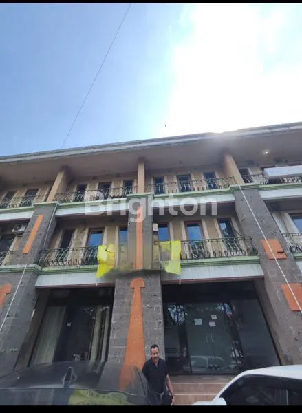 image SEWA RUKO 3 LANTAI (1)