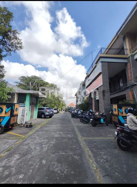 image SEWA RUKO 3 LANTAI (7)