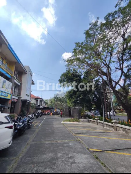 image SEWA RUKO 3 LANTAI (8)