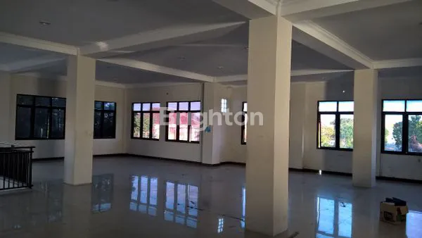 image GEDUNG 3 LT LOKASI STRATEGIS DEKAT AIRPORT (4)