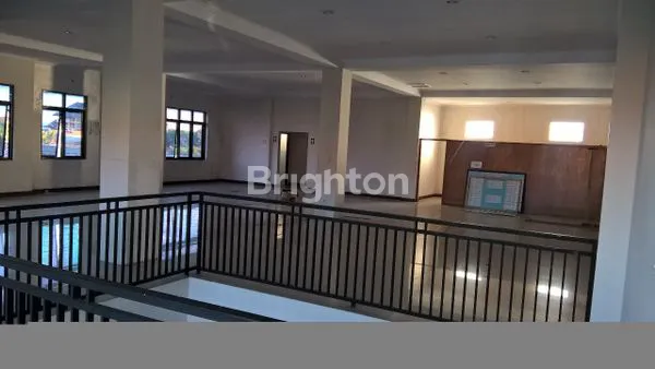 image GEDUNG 3 LT LOKASI STRATEGIS DEKAT AIRPORT (3)