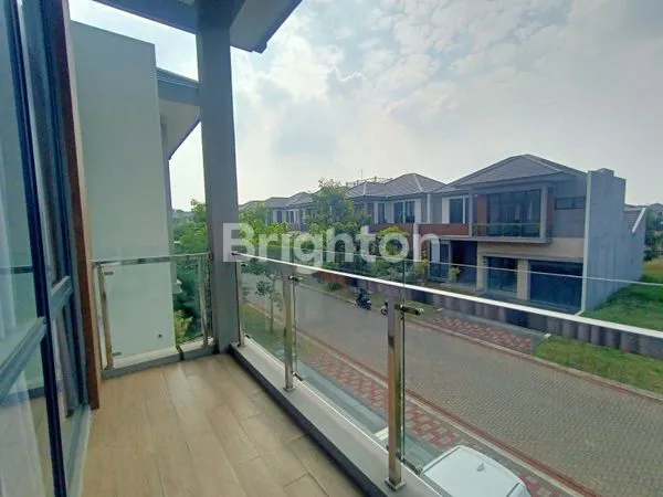 image RUMAH MEWAH DI CLUSTER EKSKLUSIF KOTA WISATA – BACKYARD BISA UNTUK KOLAM RENANG! (8)