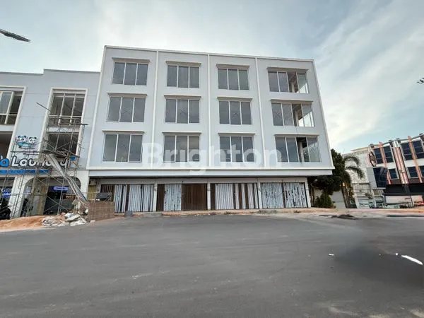 MENAKJUBKAN RUKO GANDENG 4 OCEANIC