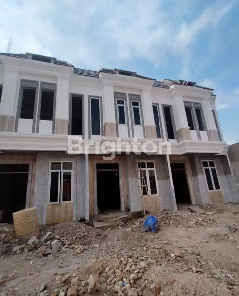 image JEMADI LUXE 2 1/2 TINGKAT (2)