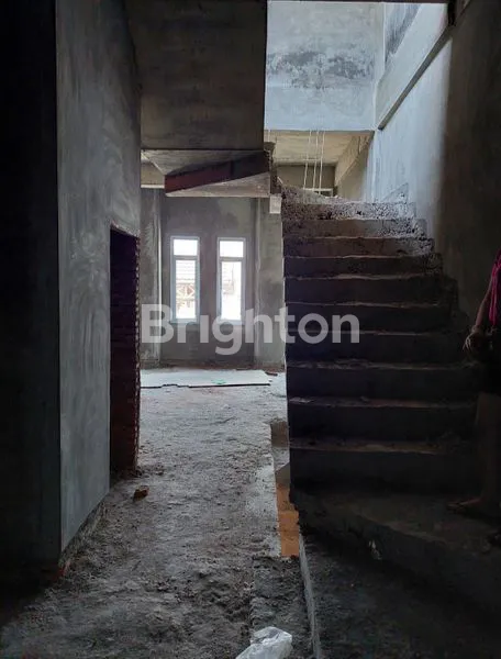 image JEMADI LUXE 2 1/2 TINGKAT (5)