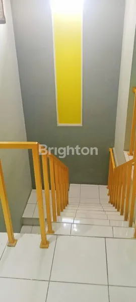 image INVESTASI CERDAS! RUKO GANDENG 2 LANTAI HADAP UTARA DI CIPONDOH, 5 MENIT KE TOL (2)