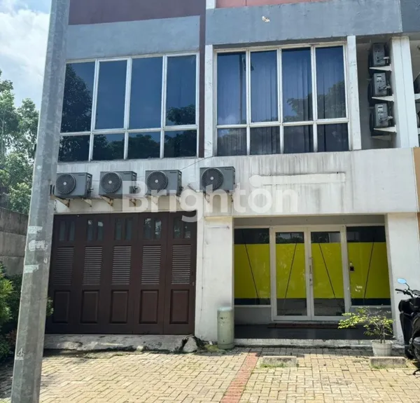 image INVESTASI CERDAS! RUKO GANDENG 2 LANTAI HADAP UTARA DI CIPONDOH, 5 MENIT KE TOL (1)