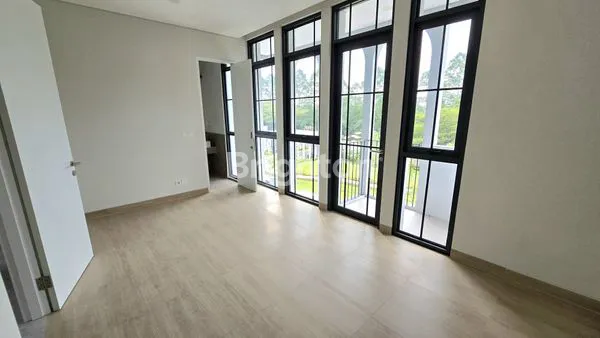 image RUMAH GREENWICH DI BSD CITY (5)