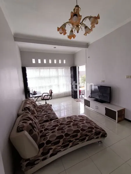 image RUMAH DI PERUMAHAN OMA CAMPUS DAU (8)