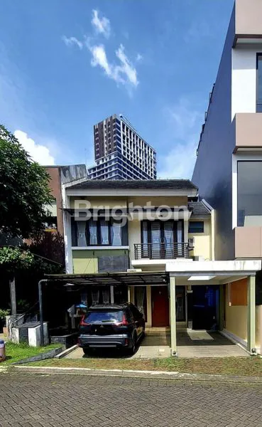image RUMAH MEWAH 3 LANTAI DELATINOS BSD, FULL FURNISH, SHM (2)