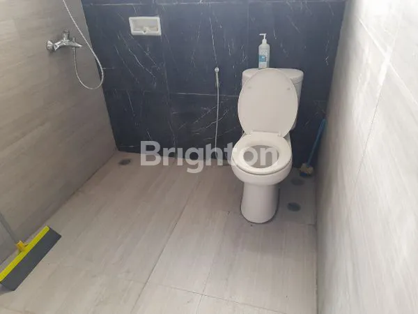 image DIJUAL/SEWA KAN RUMAH 1 LANTAI DI WATER FRONT TANJUNG BUNGA (5)