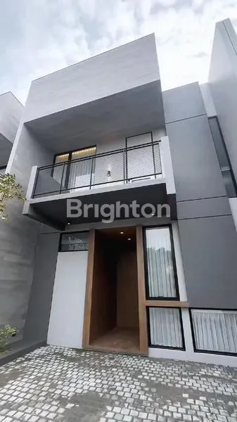 image RUMAH BARU MINIMALIS GUNUNG ANYAR RUNGKUT (1)