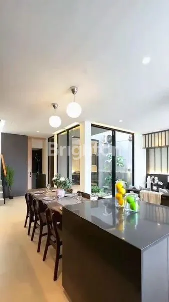 image RUMAH BARU MINIMALIS GUNUNG ANYAR RUNGKUT (3)