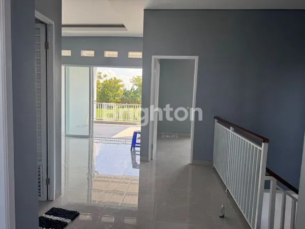 image RUMAH 2 LANTAI STRATEGIS DEKAT LIVING WORLD & UNIV NGURAH RAI (4)