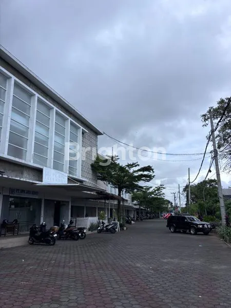 image 3 UNIT TOKO STRATEGIS – JALAN MAJAPAHIT, LOKASI RAMAI & KOMERSIL (1)