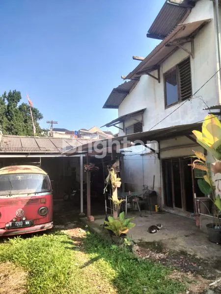 image RUMAH LUAS DI JANTUNG JAKARTA SELATAN HARGA DIBAWAH PASARAN (2)