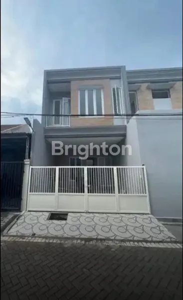image NEW MINIMALIS 2 LANTAI, MANGGA PONDOK TJANDRAJUAL RUMAHPONDOK CANDRA MANGGA - SIDOARJOLT 75 LB 130KT 3+1 KM 2+1DIMENSI 5 X 15LISTRIK 2200 SHMHADAP SELATAN*SISA 1 UNIT DI PONDOK TJANDRA**TURUN HARGA - CASH SPECIAL PRICE (1)