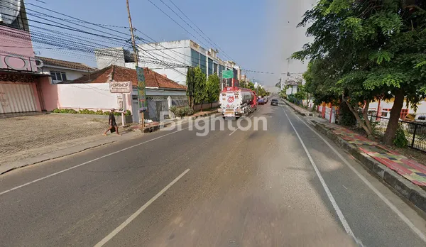image RUKO DIJUAL 3 LANTAI PINGGIR JALAN JENDRAL SUDIRMAN (4)