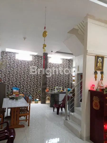 image RUMAH VILLA LUX DIJUAL (3)
