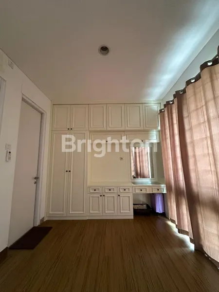 image RUMAH SEMI FURNISHED DI CIBUBUR, 2+1 KT, 2 KM, HARGA 1,6M NEGO (6)