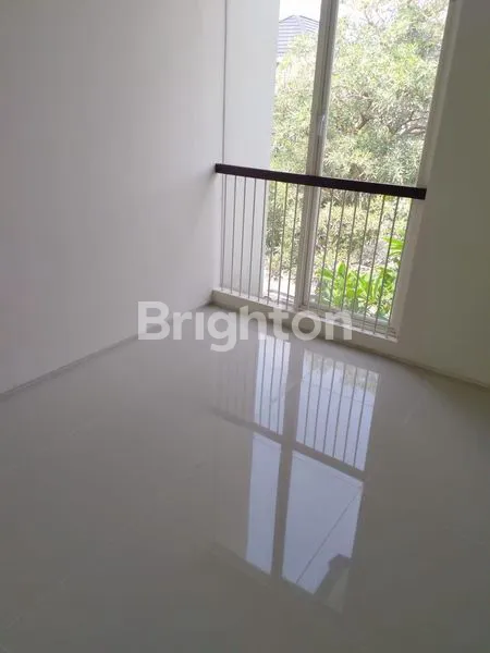 image RUMAH BARU GRESS PELICAN HILL CITRALAND SURABAYA BARAT (5)