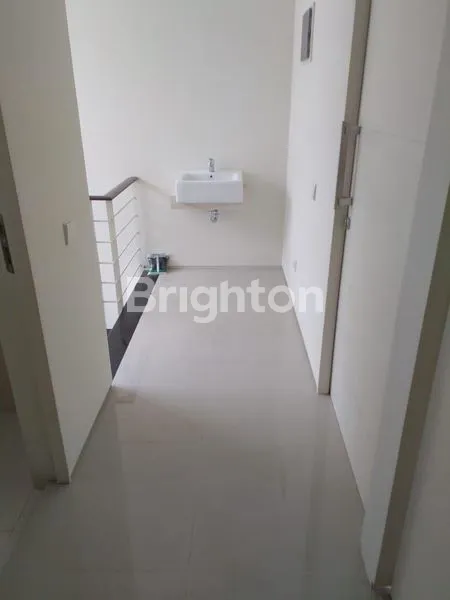 image RUMAH BARU GRESS PELICAN HILL CITRALAND SURABAYA BARAT (3)