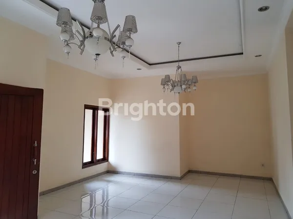 image RUMAH BANGUNAN BARU KWARASAN SOLO BARU (3)