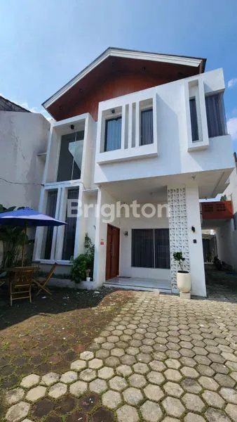 image RUMAH  VILLA 2 LANTAI PLUS PRIVATE POOL  & FULL FURNISHED BEJI (1)