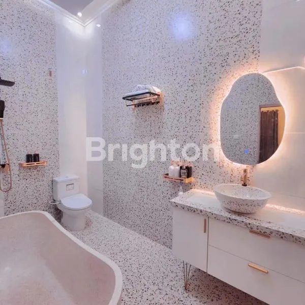 image RUMAH  VILLA 2 LANTAI PLUS PRIVATE POOL  & FULL FURNISHED BEJI (8)