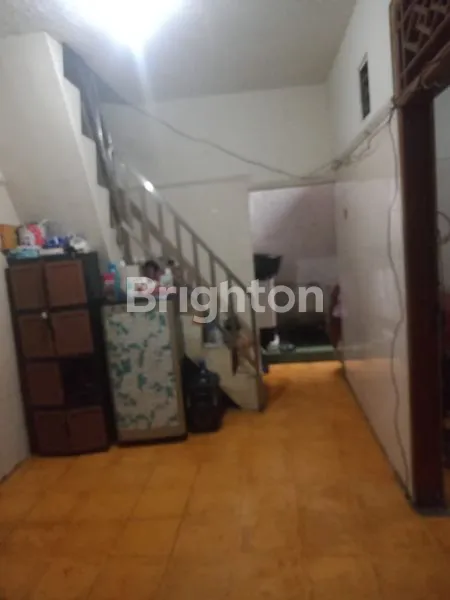 image RUMAH STRATEGIS DI CAKUNG (3)