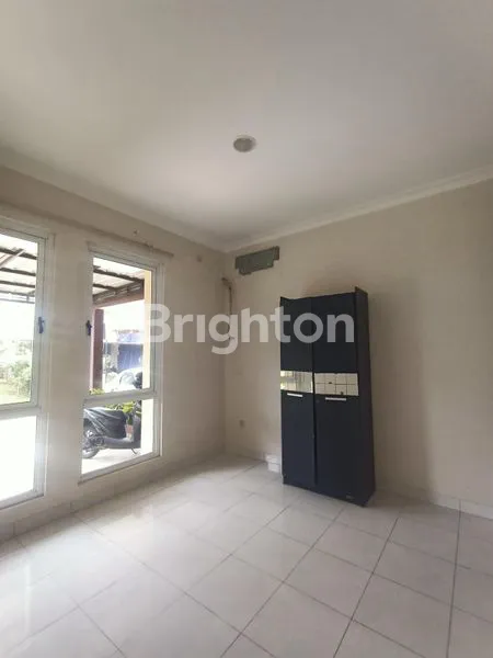 image RUMAH HOOK BADAN DI KOTA WISATA, LOKASI PREMIUM – AKSES MUDAH KE LRT! (7)