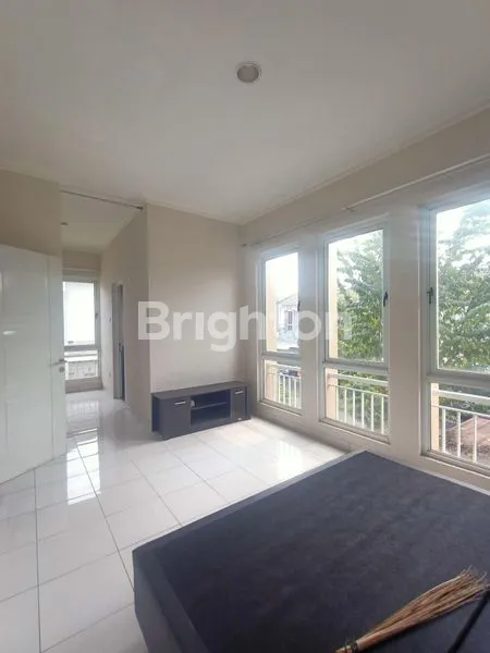 image RUMAH HOOK BADAN DI KOTA WISATA, LOKASI PREMIUM – AKSES MUDAH KE LRT! (4)