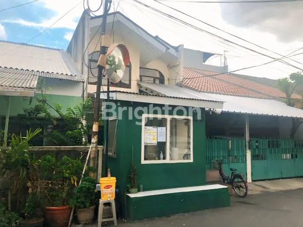 image RUMAH 2 LANTAI GANDENG 2 KAVLING STRATEGIS DI JELAMBAR, JAKARTA BARAT (1)