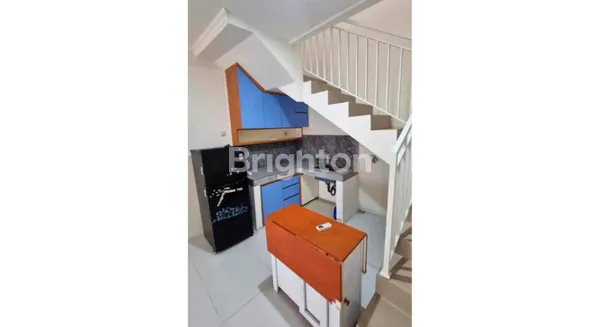 image RUMAH MODEL TOWNHOUSE SIAP HUNI CEMPAKA PUTIH (1)