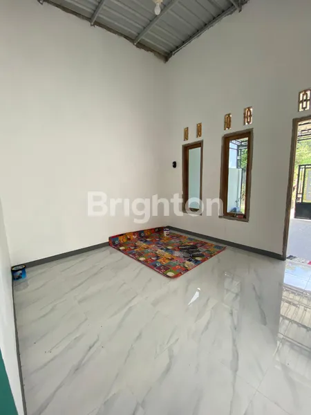 image RUMAH BARU MOJOSONGO LT 95 MTR FULL BANGUNAN – DEKAT TA TV SOLO, SIAP HUNI! (4)