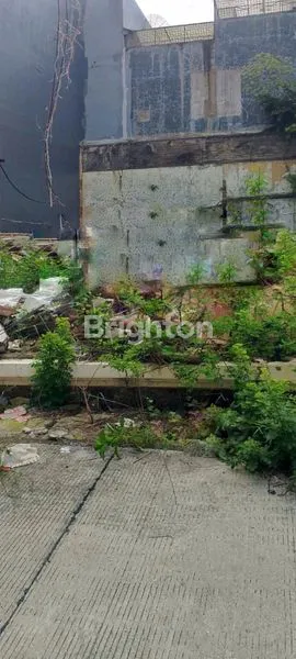 image TANAH KAVLING STRATEGIS HADAP SELATAN DI TAMAN RATU JAKARTA BARAT  (1)