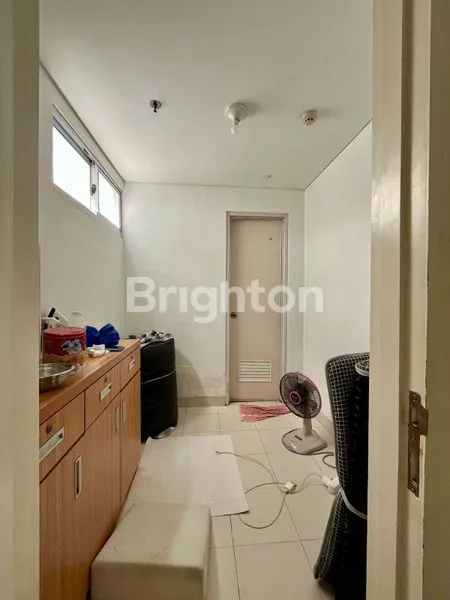 image APARTEMEN MEWAH RAINBOW SPRING 4BR, FULL FURNISH, VIEW TAMAN (6)