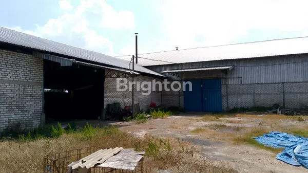 image GUDANG SIAP PAKAI NOL JALAN NASIONAL (2)