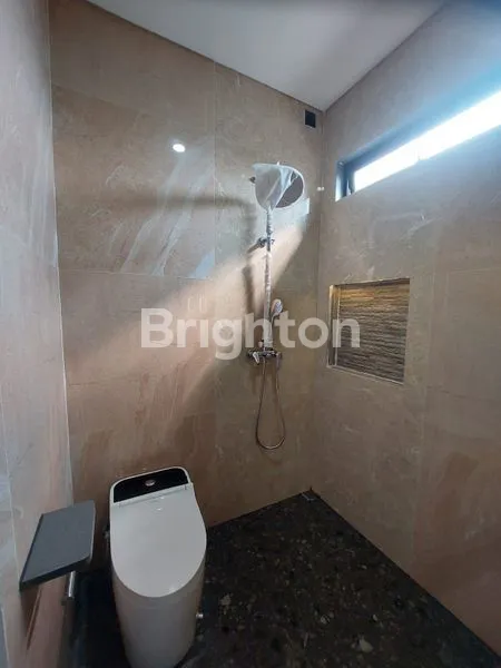 image RUMAH MEWAH BARU DI CLUSTER ELITE TAMAN RAYA, CIKUPA (8)