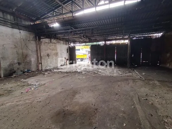 image RUKO USAHA POSISI STRATEGIS DI JEMBATAN LIMA 5 - JAKARTA BARAT AREA PINGGIR JALAN RAYA (2)