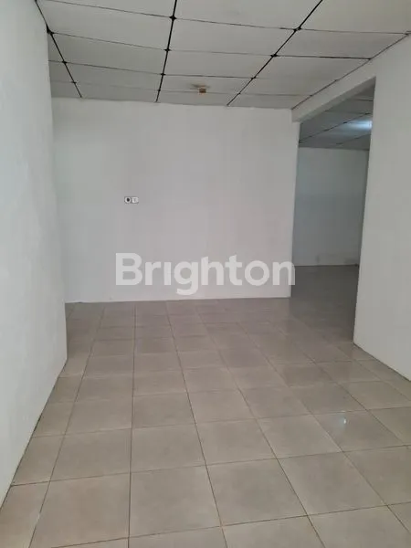 image RUMAH DI MUARA KARANG PLUIT SIAP HUNI JAKARTA UTARA (2)