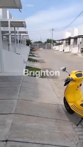 image DUA LANTAI DUA RUMAH JADI SATU SUDAH RENOVASI  (4)