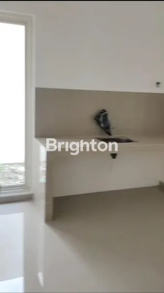 image DUA LANTAI DUA RUMAH JADI SATU SUDAH RENOVASI  (7)