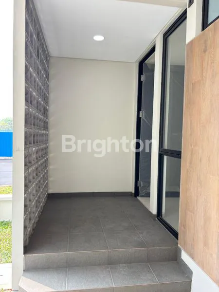 image RUMAH CLUSTER BASANTA SUVARNA  SUTRA BOULEVARD PASAR KEMIS TANGERANG (2)